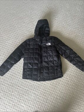 Kids North Face Black Quilted Hooded Puffer Coat- Youth M